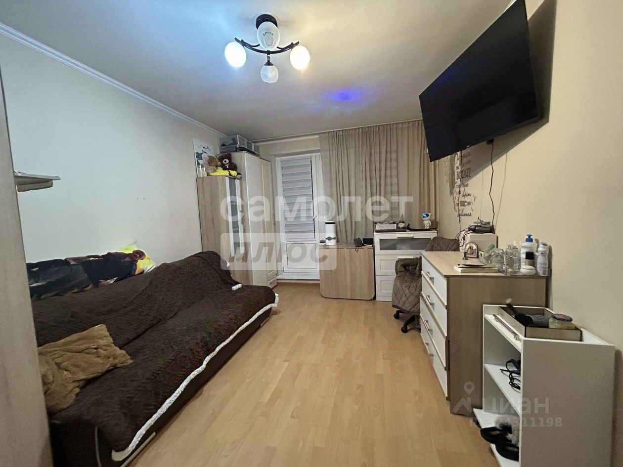 Продажа 2-комн квартиры на вторичном рынке улица Полбина, 36