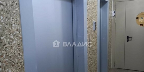 3-комн квартира Изумрудная улица,  д. 9