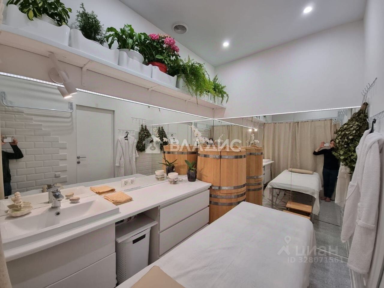 Продажа 2-комн квартиры на вторичном рынке проспект Ветеранов, 169к6