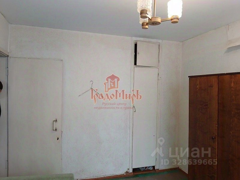 Продажа 2-комн квартиры на вторичном рынке Яхрома, улица Ленина, 27