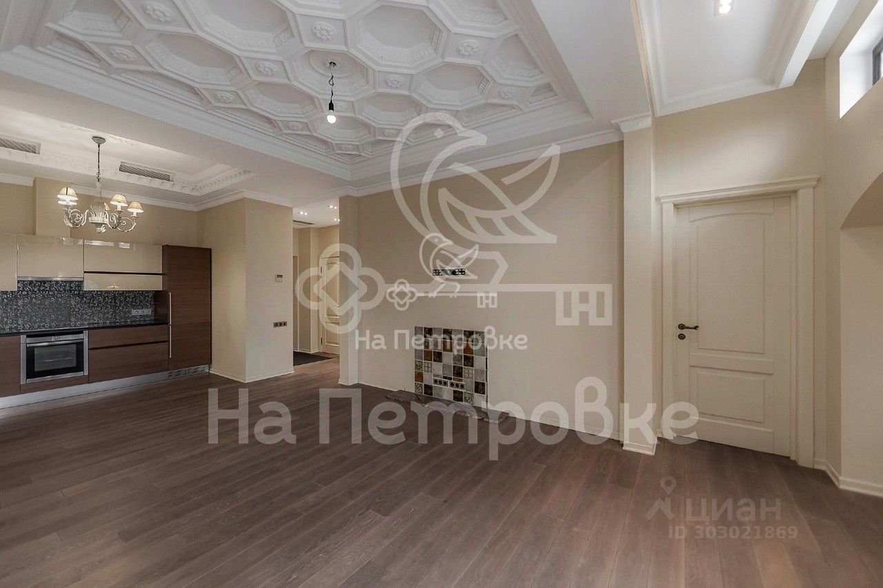 Продажа 3-комн квартиры на вторичном рынке Петровский бульвар, 21