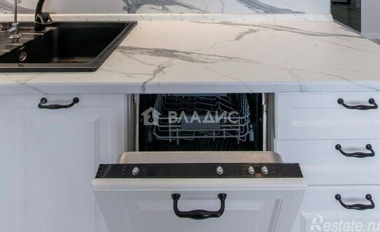 Продажа 3-комн квартиры на вторичном рынке Мытищи, Ярославское шоссе,  д. 105