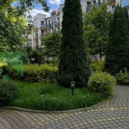 Продажа 3-комн квартиры на вторичном рынке Озерная Б. ул,  д. 88