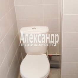 Продажа 1-комн квартиры на вторичном рынке Мурино г, Шоссе в Лаврики ул,  д. 72 к4