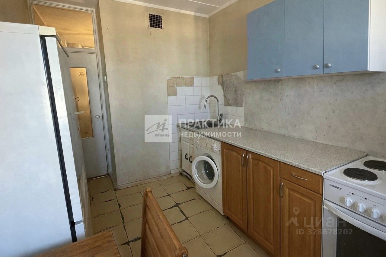 Продажа 3-комн квартиры на вторичном рынке Фестивальная улица, 18