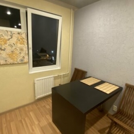 Аренда 2-комн квартиры на вторичном рынке Ломоносов г, Ораниенбаумский пр-кт,  д. 31