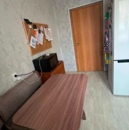 Продажа 3-комн квартиры на вторичном рынке Предпортовый 5-й проезд,  д. 10 к1