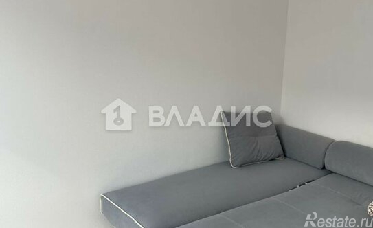 Продажа 2-комн квартиры на вторичном рынке Братьев Бромлей ул,  д. 5 к2