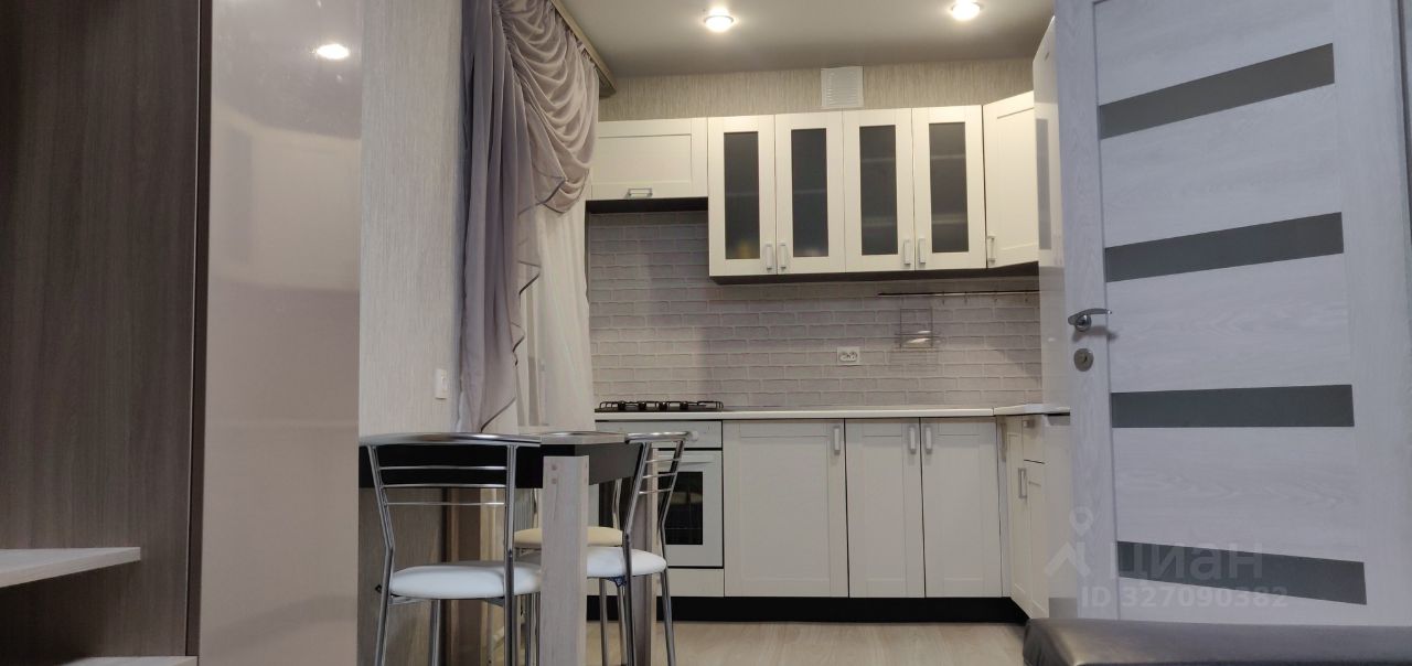 Продажа 2-комн квартиры на вторичном рынке Кременчугская улица, 38К2