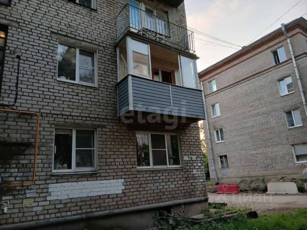 Продажа 1-комн квартиры на вторичном рынке Волхов, Волгоградская улица, 9