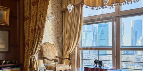 4-комн квартира Резервный проезд,  д. 4