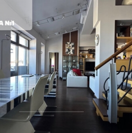 Продажа 4-комн квартиры на вторичном рынке Троицкий пр-кт