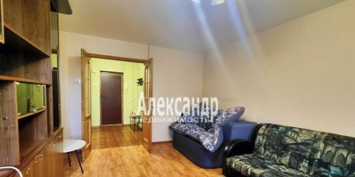 1-комн квартира Подвойского ул,  д. 18,  к. 1