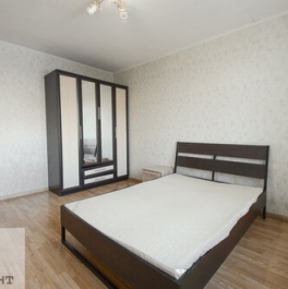 Продажа 2-комн квартиры на вторичном рынке Авиаконструктора Петлякова ул