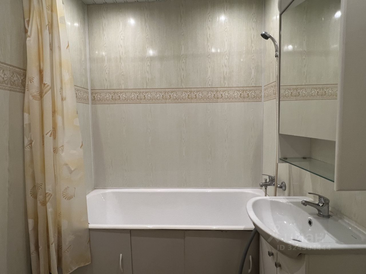 Продажа 4-комн квартиры на вторичном рынке Кавказский бульвар, 29К2