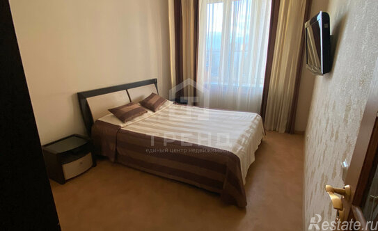 Продажа 3-комн квартиры на вторичном рынке Художников пр-кт,  д. 33 к4