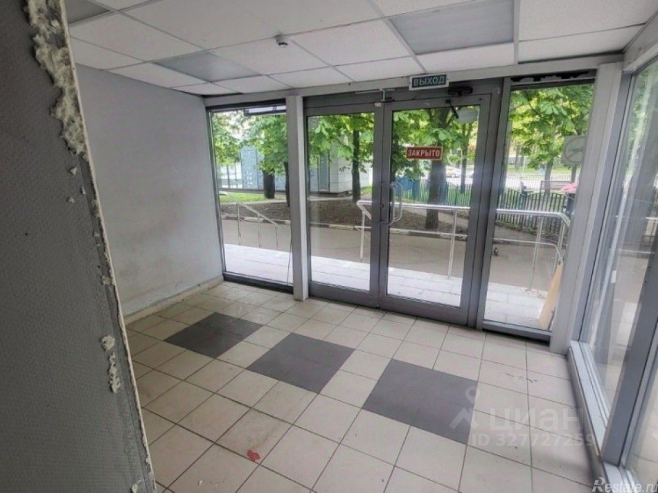 Продажа торгового помещения Парковая 9-я ул,  д. 25