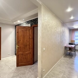 Продажа 3-комн квартиры на вторичном рынке Школьная улица,  д. 126 к1