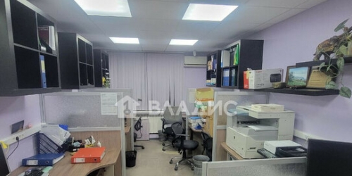 3-комн квартира улица Маршала Тимошенко,  д. 36