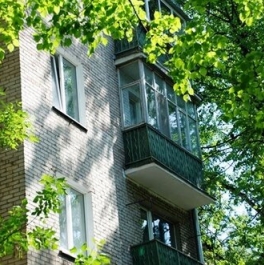 Продажа 1-комн квартиры на вторичном рынке Черёмушкинский проезд,  д. 3 к2