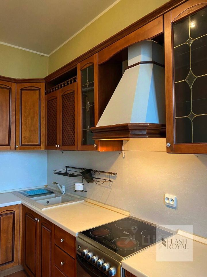 Продажа 1-комн квартиры на вторичном рынке Богатырский проспект, 32к1