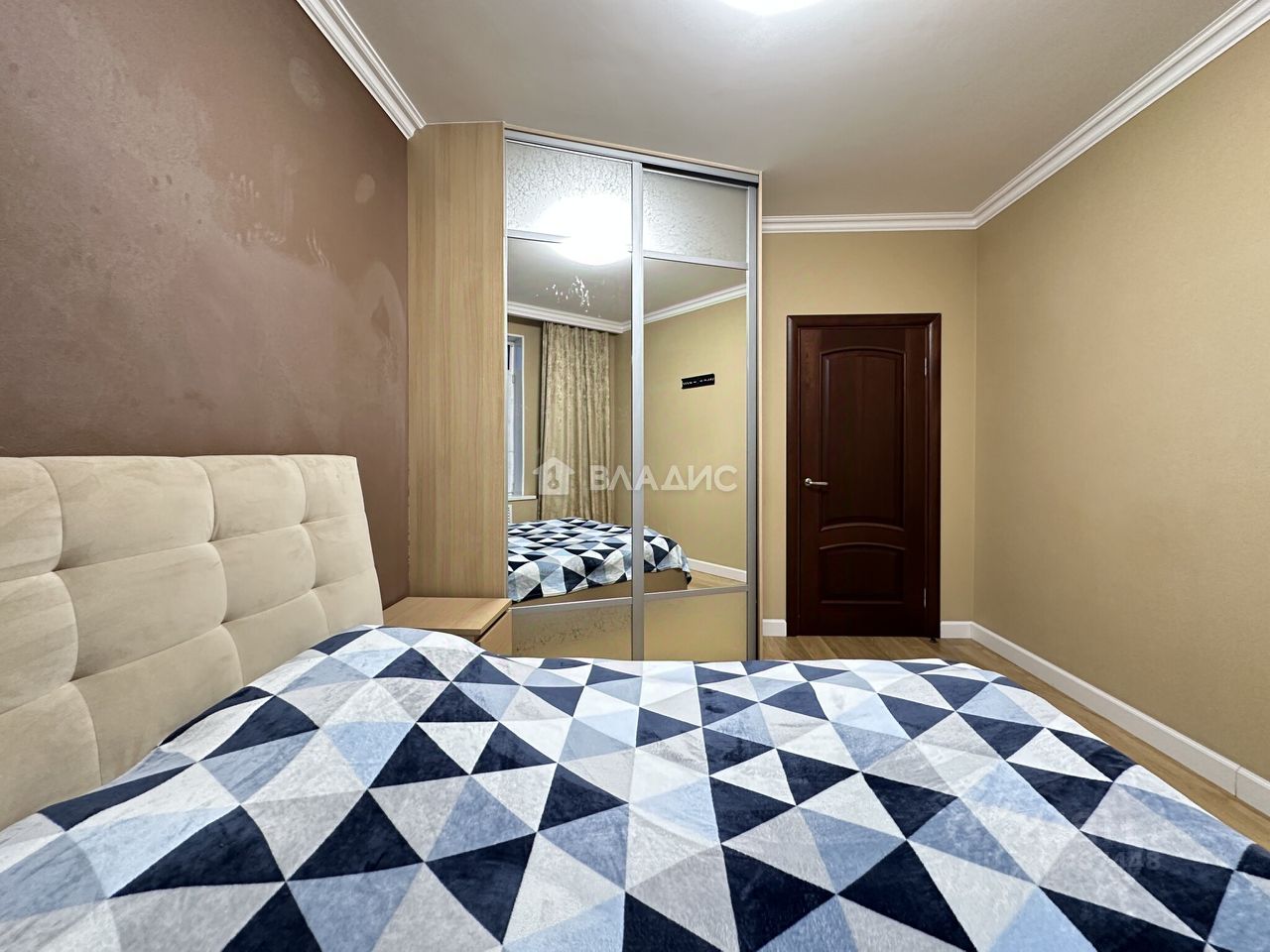 Продажа 2-комн квартиры на вторичном рынке улица Передовиков, 9к2