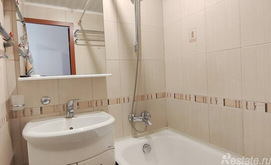 Продажа 2-комн квартиры на вторичном рынке Зелёный пр-кт,  д. 56