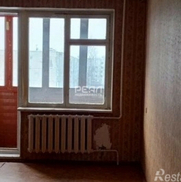 Продажа 3-комн квартиры на вторичном рынке Малое Верево, Школьная улица,  д. 4