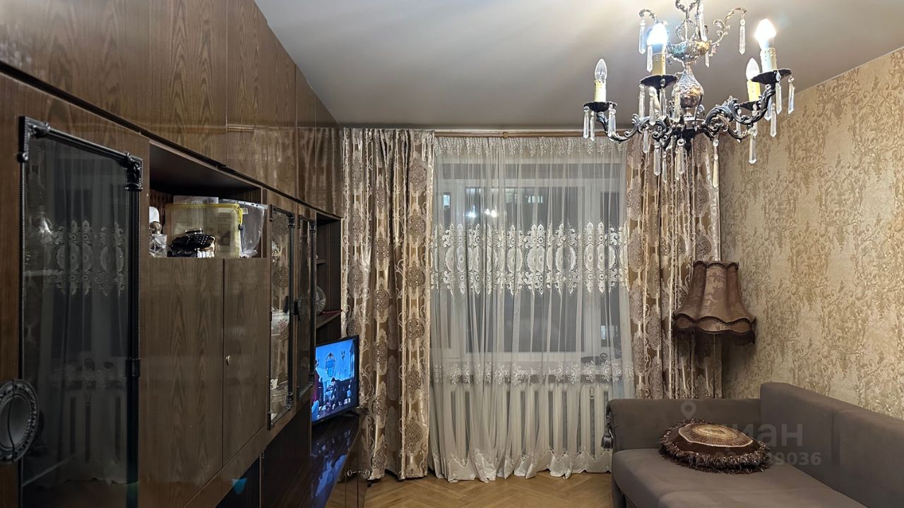 Продажа 4-комн квартиры на вторичном рынке Долгопрудный, улица Академика Лаврентьева, 23