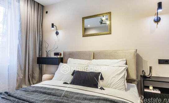 Продажа 2-комн квартиры на вторичном рынке Туристская улица,  д. 22 к2