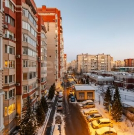 Продажа 3-комн квартиры на вторичном рынке улица Савушкина