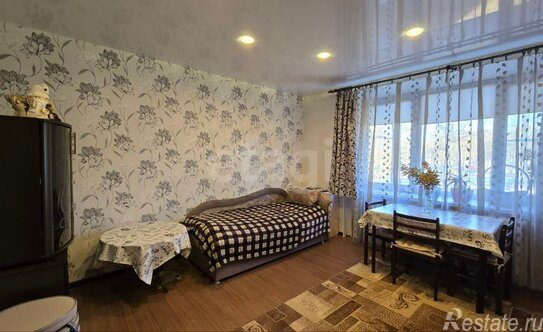 Продажа 3-комн квартиры на вторичном рынке Кириши, пр-кт Ленина,  д. 9