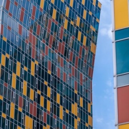 Продажа 4-комн квартиры на вторичном рынке ул Мытная,  д. 40,  к. 1