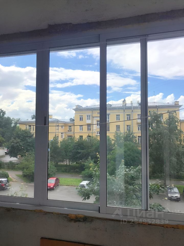 Аренда 1-комн квартиры на вторичном рынке Дунайский проспект, 3