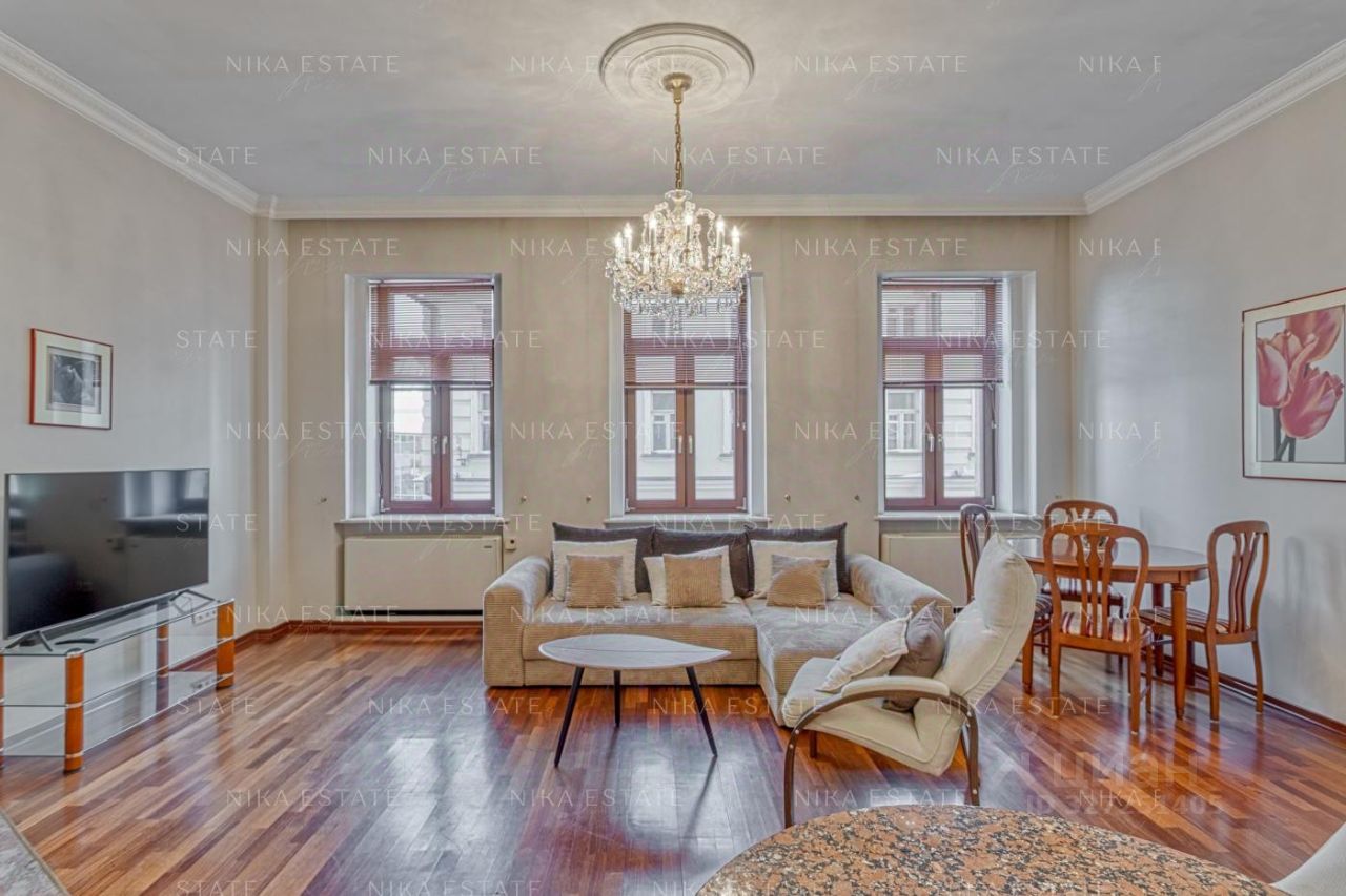 Аренда 3-комн квартиры на вторичном рынке Малый Толмачевский переулок, 8С1