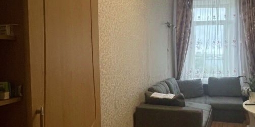 Комната Косая линия, 24/25