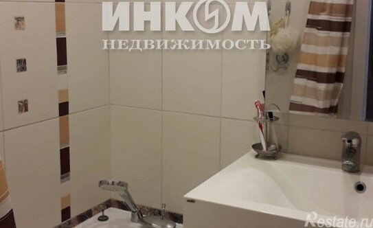 Аренда 3-комн квартиры на вторичном рынке Белореченская улица,  д. 33