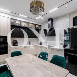 Продажа 3-комн квартиры на вторичном рынке ул Мосфильмовская,  д. 88,  к. 7
