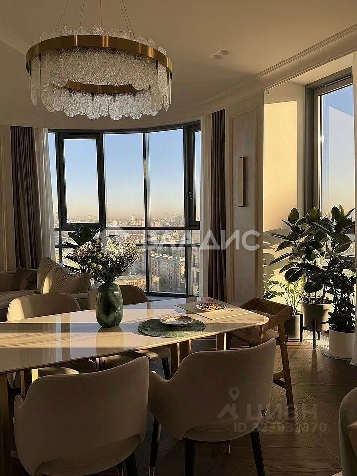 Продажа 3-комн квартиры на вторичном рынке Московский проспект, 183-185Ак8Б