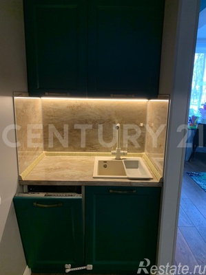 Продажа 3-комн квартиры на вторичном рынке Ивановская ул,  д. 18