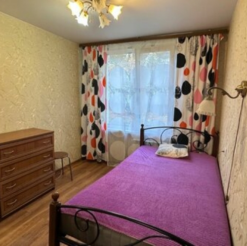 4-комн квартира Ветеранов пр-кт,  д. 44