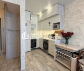 Продать Квартиры вторичка Аннинское городское поселение, Центральная улица  10 к2 