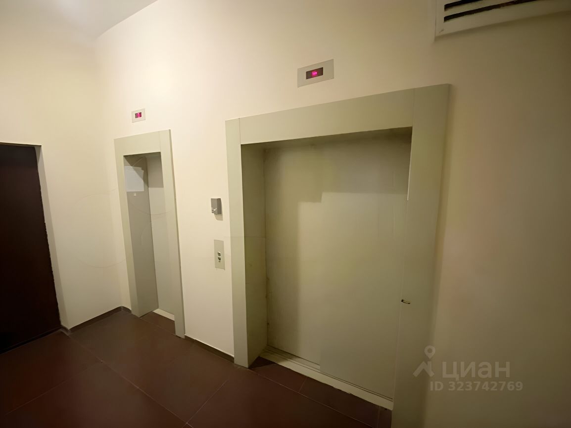 Продажа 2-комн квартиры на вторичном рынке Сабурово пгт, улица Рождественская, 4