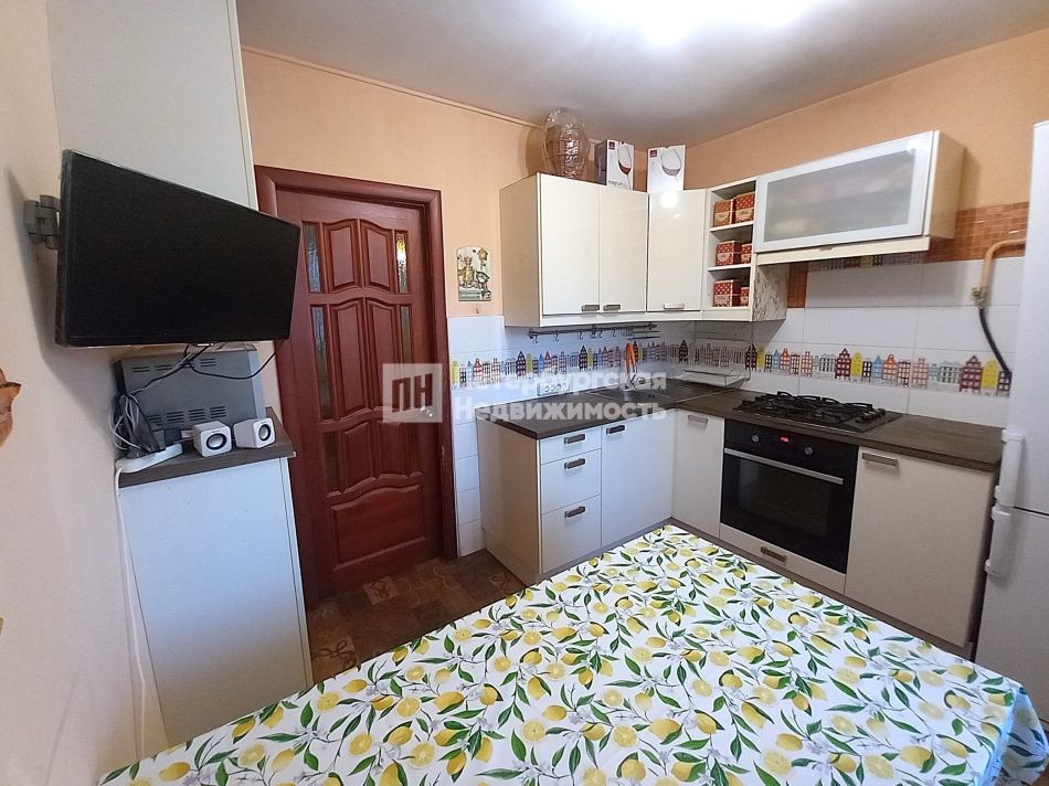 Продажа 3-комн квартиры на вторичном рынке г Кировск, г Кировск, ул Новая, д 9