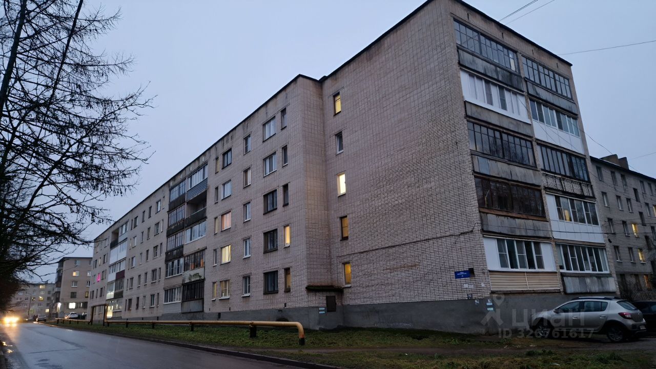 Продажа 2-комн квартиры на вторичном рынке Бокситогорск, улица Вишнякова, 29