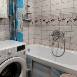 Продажа 2-комн квартиры на вторичном рынке улица Новосёлов,  д. 37