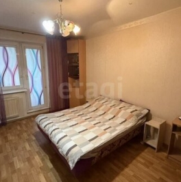 Продажа 4-комн квартиры на вторичном рынке улица Уточкина,  д. 2 к1
