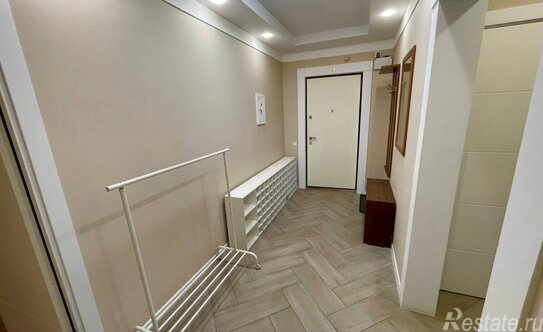 Продажа 2-комн квартиры на вторичном рынке Битца, Южный бульвар,  д. 4