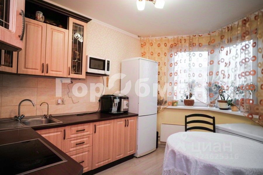 Продажа 2-комн квартиры на вторичном рынке Белореченская улица, 41К2