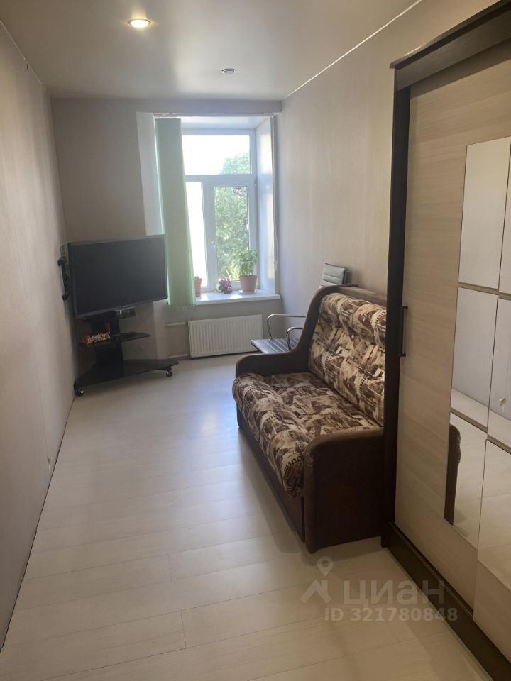 Продажа 3-комн квартиры на вторичном рынке улица Черняховского, 11